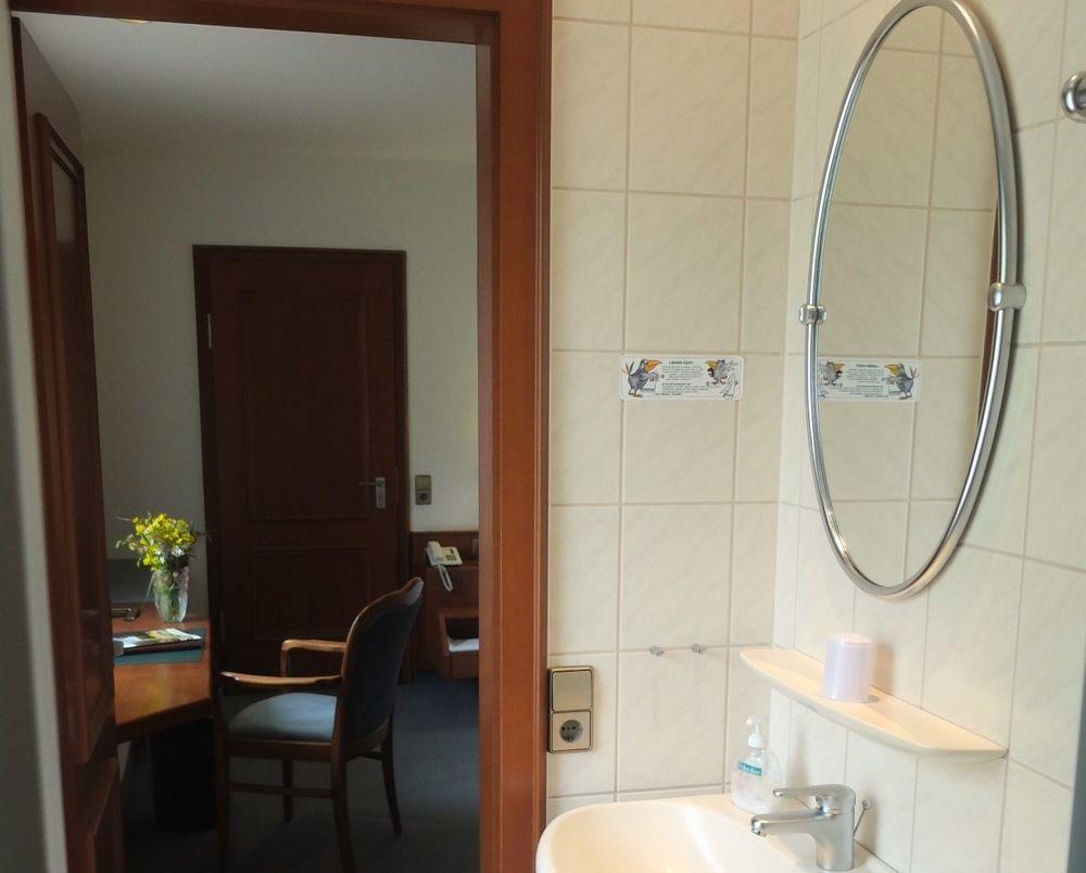 Hotel Valsana Am Kurpark Бад-Вильдбад Экстерьер фото