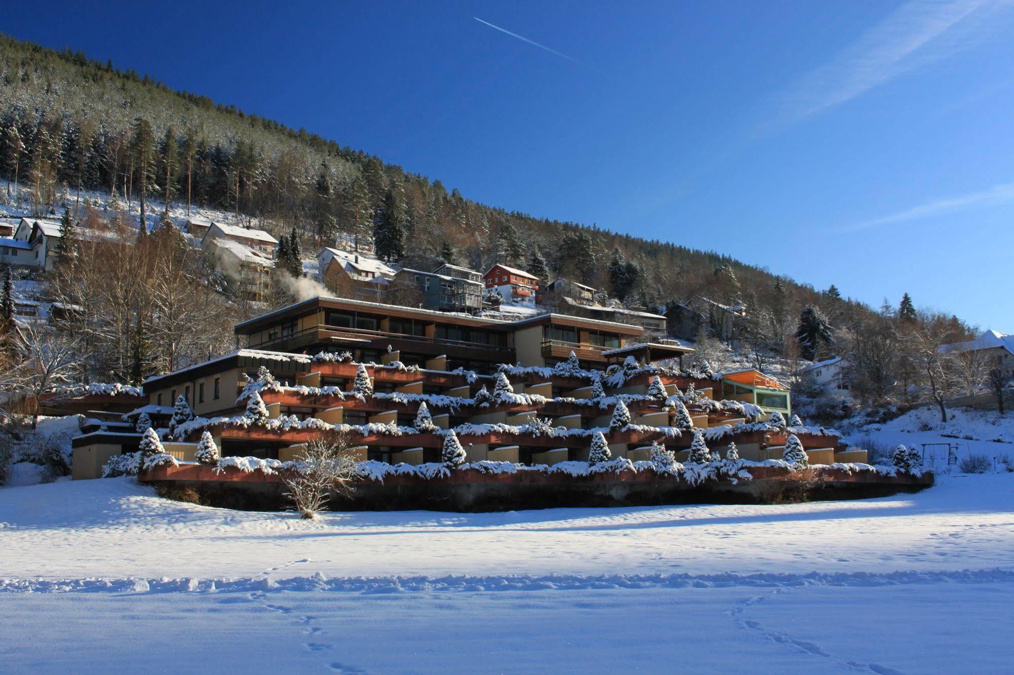 Hotel Valsana Am Kurpark Бад-Вильдбад Экстерьер фото